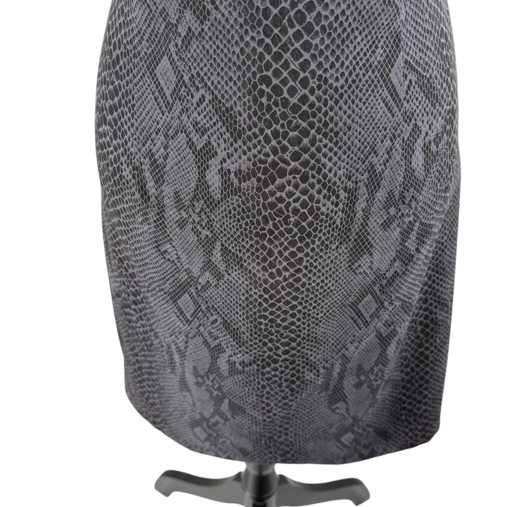 Joseph Ribkoff Black Snakeskin Textured Sheath Dress 10 | Vintage Bodycon Midi - Picture 3 of 15
